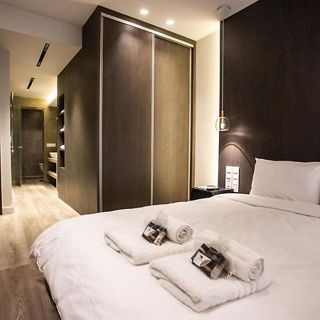 The Lux2 A Gorgeous Apartment เทสซาโลนิกิ ภายนอก รูปภาพ