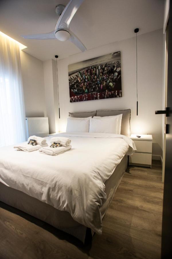 The Lux2 A Gorgeous Apartment เทสซาโลนิกิ ภายนอก รูปภาพ