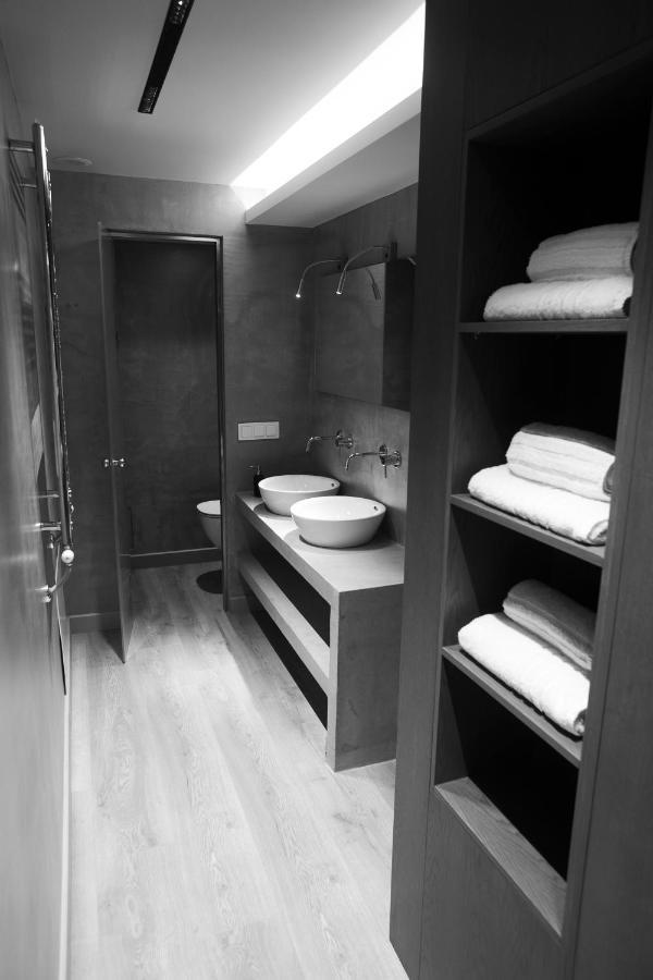 The Lux2 A Gorgeous Apartment เทสซาโลนิกิ ภายนอก รูปภาพ