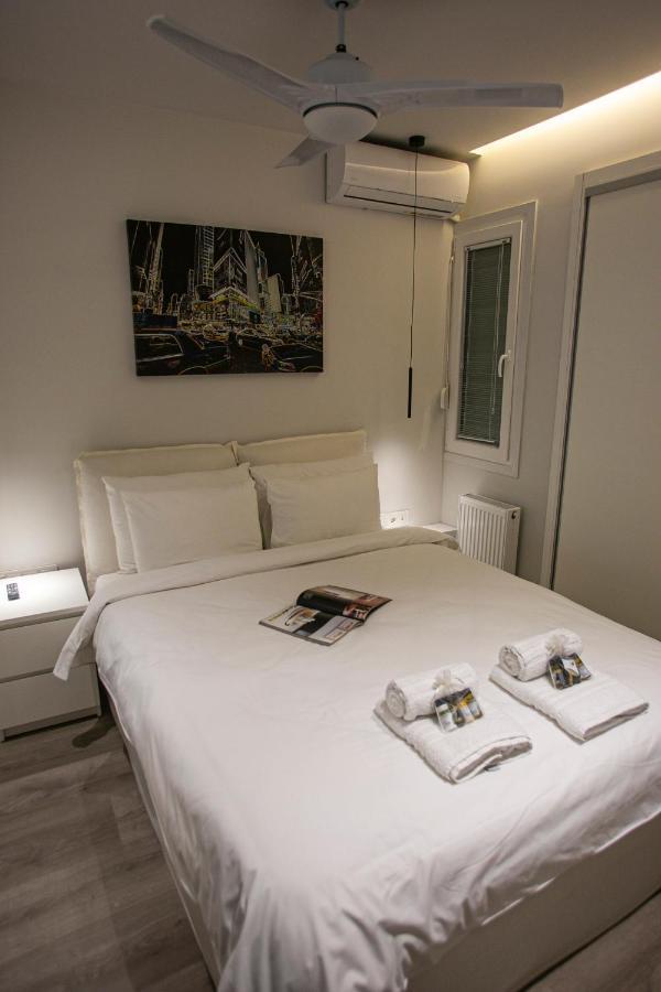 The Lux2 A Gorgeous Apartment เทสซาโลนิกิ ภายนอก รูปภาพ